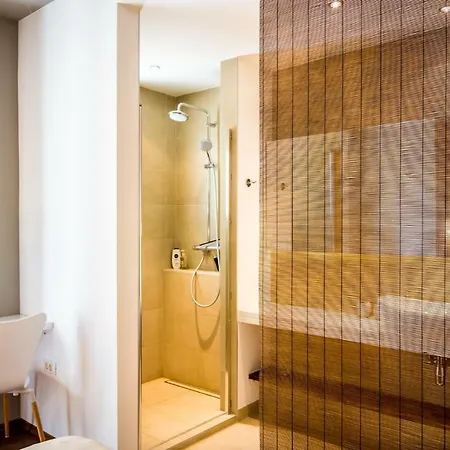 Festina Lente Apartment